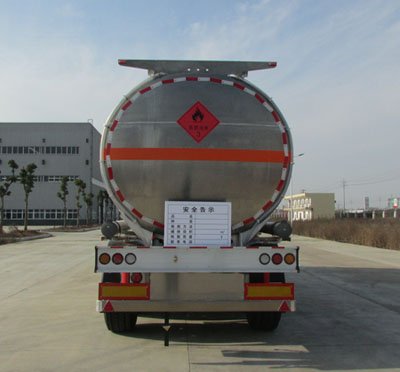 楚勝牌CSC9351GYYLD型鋁合金運(yùn)油半掛車(chē)
